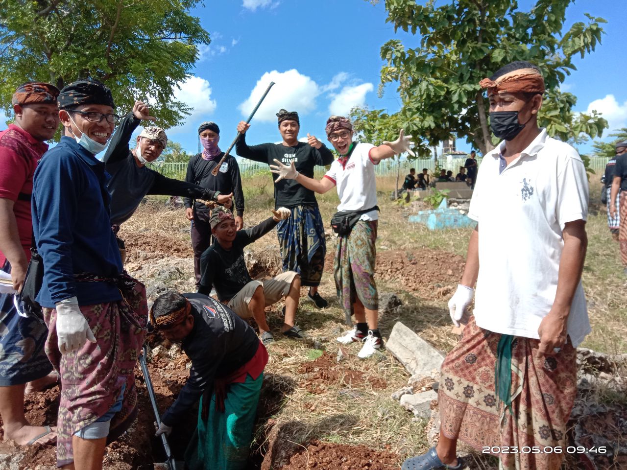 Kuburan Hindukupang15