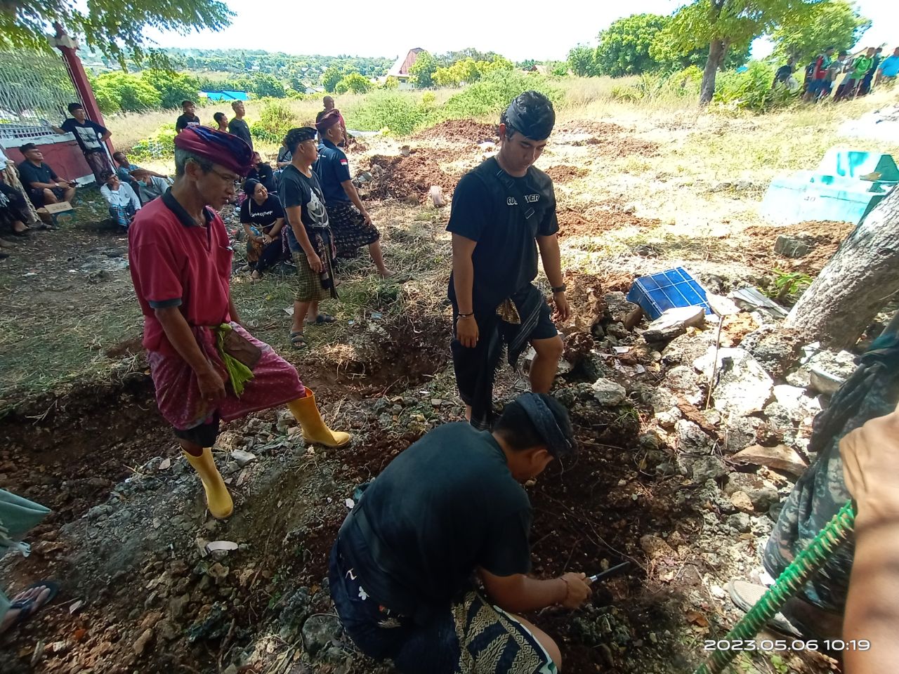 Kuburan Hindukupang23