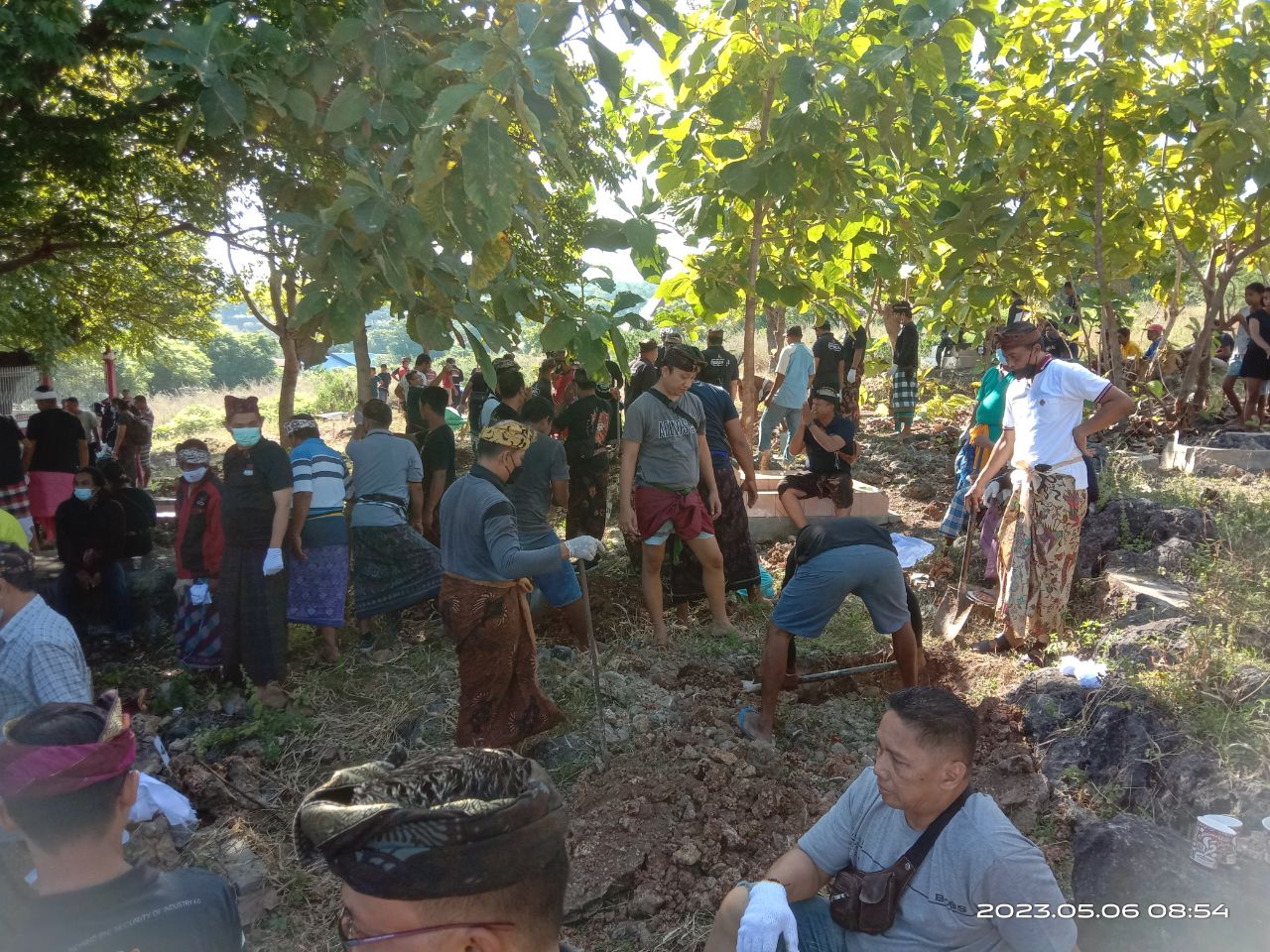 Kuburan Hindukupang3