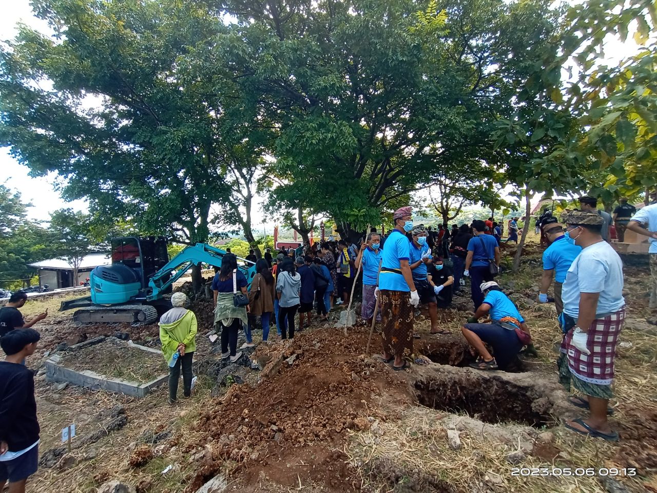 Kuburan Hindukupang6