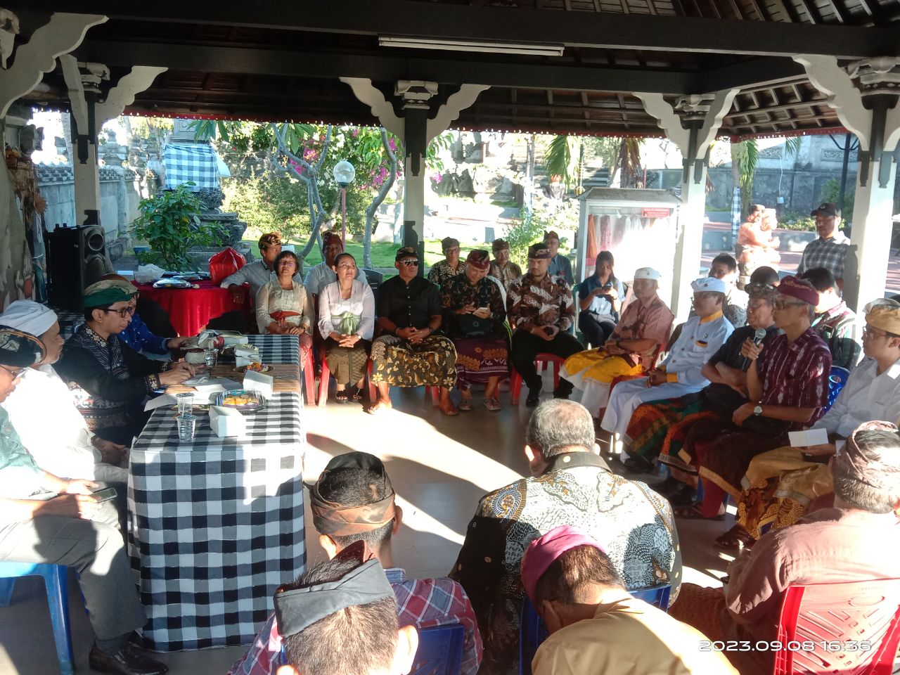photo1694182121
