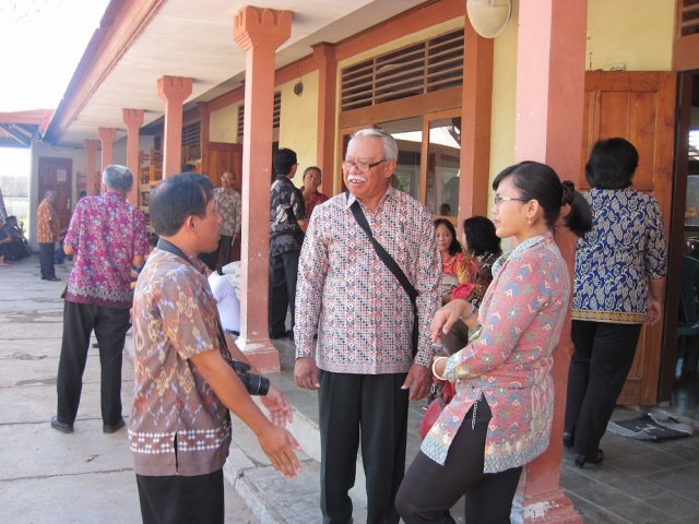 Persiapan Ngaben Massal