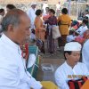 Mecaru dan Matur Piuning di Pura Prajapati